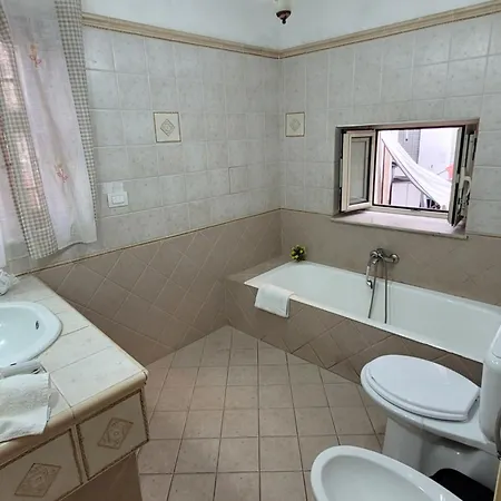 דירה Naumachia House *
