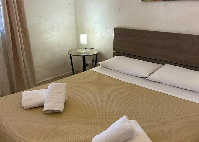 公寓 Naumachia House