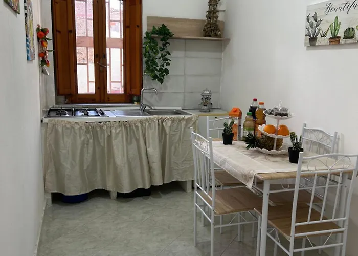 Naumachia House 公寓